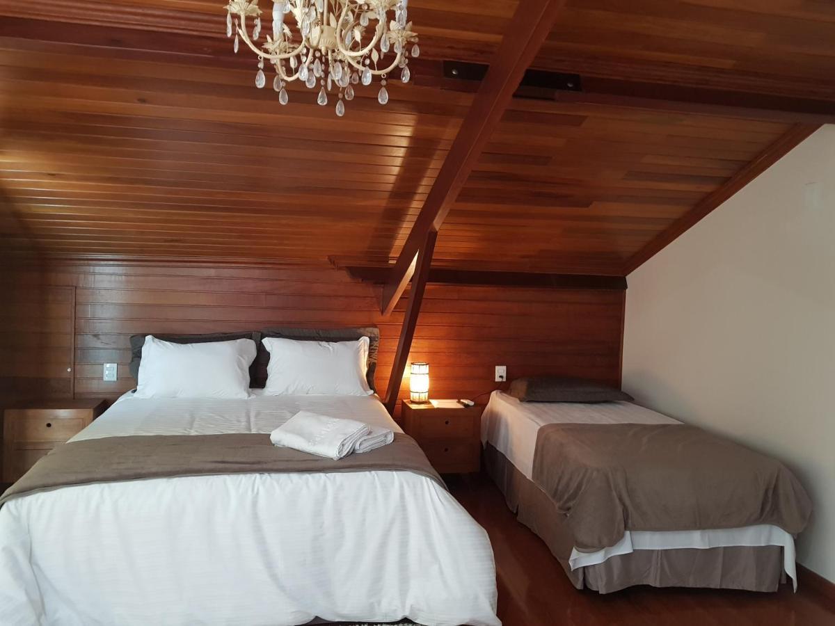 Tomaz Gonzaga Apartment